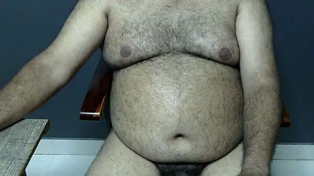 Snapshot of hairysubcub_70 chatting on 03-14-25, 01:46 hairysubcub 70 online show from 03-14-25, 01:46