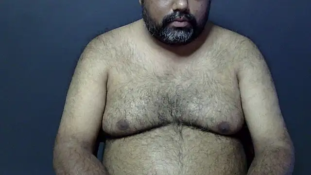 Snapshot of hairysubcub_70 chatting on 03-21-25, 06:38 hairysubcub 70 online show from 03-21-25, 06:38