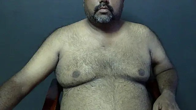 Snapshot of hairysubcub_70 chatting on 09-20-25, 08:04 hairysubcub 70 online show from 09-20-25, 08:04