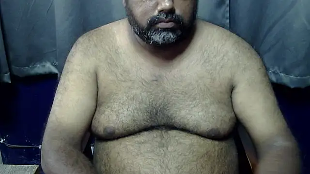 Snapshot of hairysubcub_70 chatting on 10-10-25, 07:51 hairysubcub 70 online show from 10-10-25, 07:51