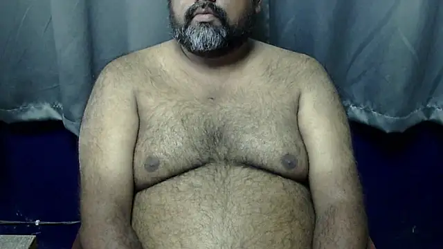 Snapshot of hairysubcub_70 chatting on 10-14-25, 09:43 hairysubcub 70 online show from 10-14-25, 09:43