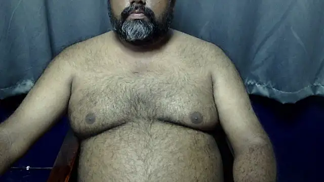 Snapshot of hairysubcub_70 chatting on 10-22-25, 08:25 hairysubcub 70 online show from 10-22-25, 08:25