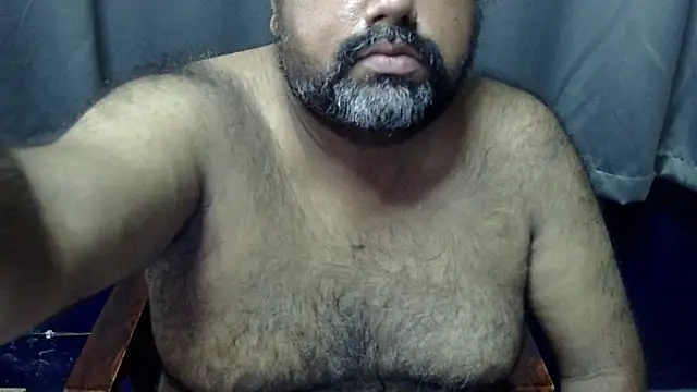 hairysubcub 70 online show from 07-08-26, 06:40