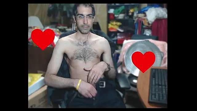 Snapshot of Gsmile1 chatting on 01-03-25, 12:11 Gsmile1 online show from 01-03-25, 12:11