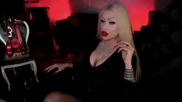 Snapshot of GreedyFinDom chatting on 09-09-25, 05:23 GreedyFinDom online show from 09-09-25, 05:23