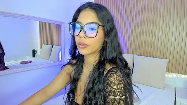 GenesisRuiz online show from 01-22-25, 10:40