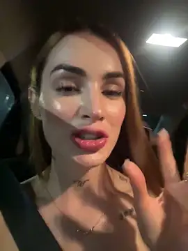 Snapshot of SofiaCarter chatting on 03-15-25, 03:18 SofiaCarter online show from 03-15-25, 03:18