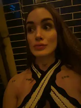 Snapshot of SofiaCarter chatting on 11-14-25, 05:39 SofiaCarter online show from 11-14-25, 05:39