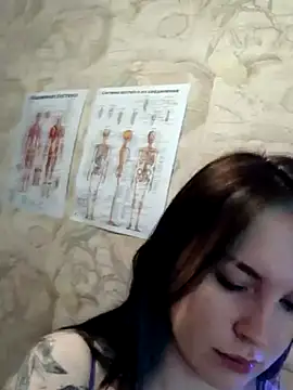 LazyTanukii online show from 11-25-25, 06:35