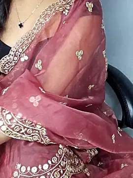 Snapshot of aliyaah_singh chatting on 12-16-25, 06:13 aliyaah singh online show from 12-16-25, 06:13