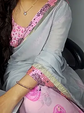 Snapshot of aliyaah_singh chatting on 02-23-26, 05:43 aliyaah singh online show from 02-23-26, 05:43