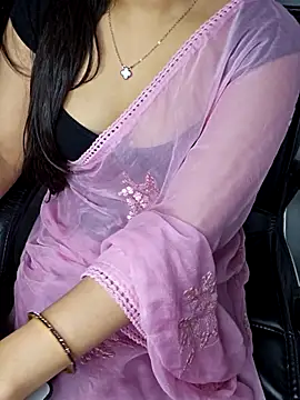 Snapshot of aliyaah_singh chatting on 05-11-26, 06:16 aliyaah singh online show from 05-11-26, 06:16
