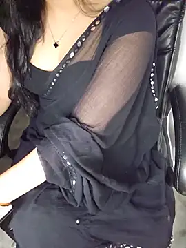 Snapshot of aliyaah_singh chatting on 06-13-26, 05:55 aliyaah singh online show from 06-13-26, 05:55