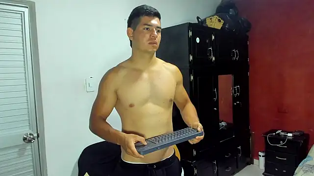 Snapshot of VincentSavage chatting on 03-18-26, 07:17 VincentSavage online show from 03-18-26, 07:17