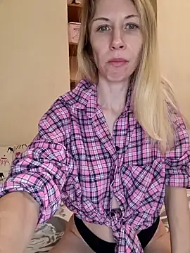 MissisMilk online show from 01-05-25, 08:00