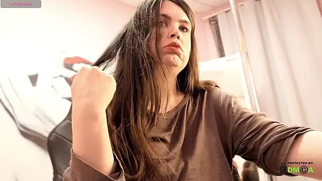 Snapshot of BattyMoll chatting on 01-16-26, 03:49 BattyMoll online show from 01-16-26, 03:49