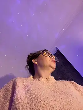 FemDom RubyKnightXXO online show from 03-01-25, 09:37