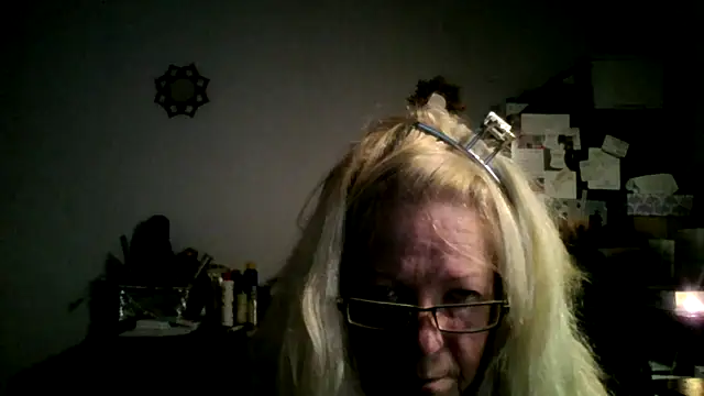 XTRAHORNYONE online show from 10-06-25, 12:52