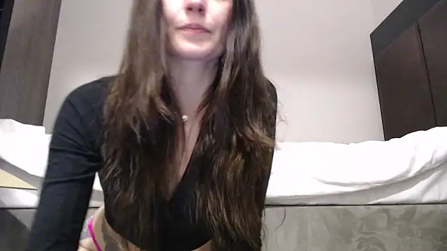 Snapshot of Katze22 chatting on 12-31-24, 08:34 Katze22 online show from 12-31-24, 08:34