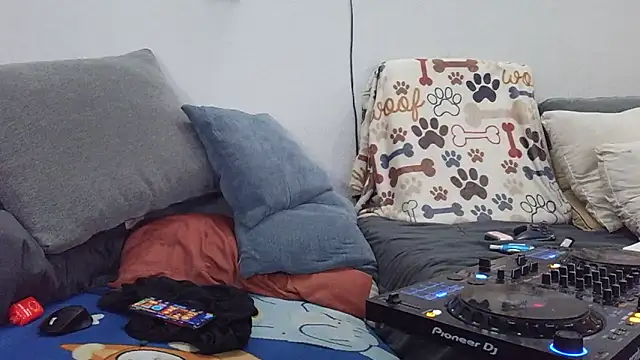 pyrowuff online show from 09-10-25, 06:35