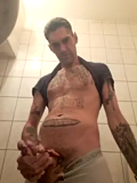 Snapshot of 2223joker chatting on 12-05-25, 07:39 2223joker online show from 12-05-25, 07:39