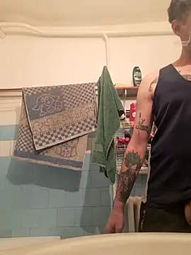 Snapshot of 2223joker chatting on 02-15-26, 08:16 2223joker online show from 02-15-26, 08:16