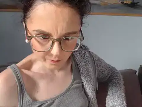 Snapshot of cleophee chatting on 02-01-25, 11:43 cleophee online show from 02-01-25, 11:43