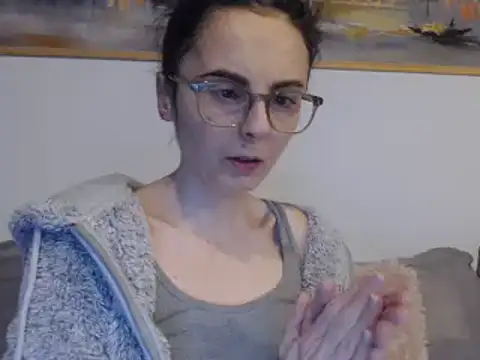 Snapshot of cleophee chatting on 02-03-25, 06:56 cleophee online show from 02-03-25, 06:56