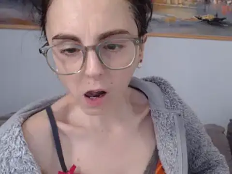 Snapshot of cleophee chatting on 02-13-25, 12:54 cleophee online show from 02-13-25, 12:54