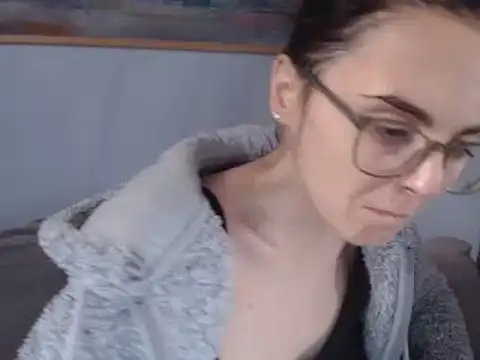 Snapshot of cleophee chatting on 02-17-25, 12:48 cleophee online show from 02-17-25, 12:48