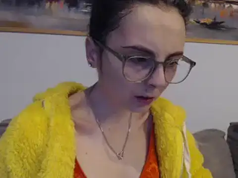 Snapshot of cleophee chatting on 02-19-25, 06:44 cleophee online show from 02-19-25, 06:44