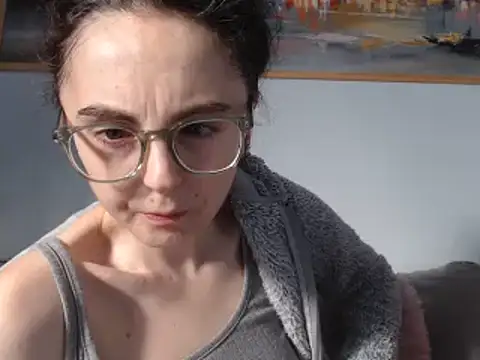 Snapshot of cleophee chatting on 03-03-25, 09:44 cleophee online show from 03-03-25, 09:44