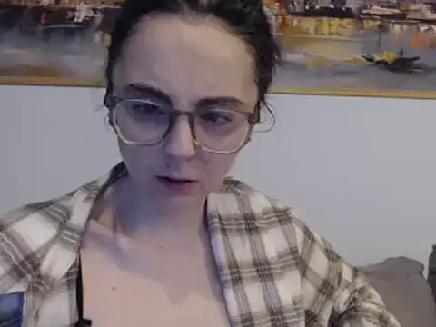 Snapshot of cleophee chatting on 03-11-25, 06:32 cleophee online show from 03-11-25, 06:32