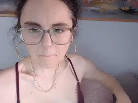 Snapshot of cleophee chatting on 03-19-25, 12:56 cleophee online show from 03-19-25, 12:56