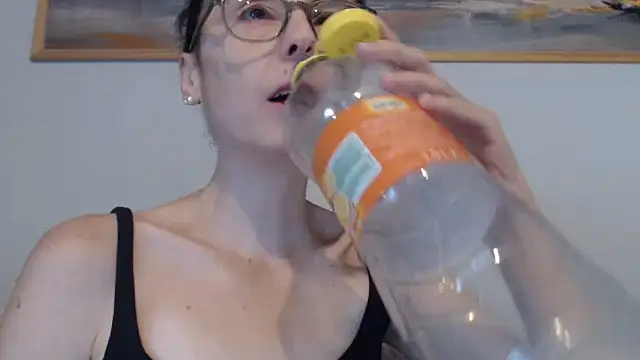 Snapshot of cleophee chatting on 09-19-25, 05:53 cleophee online show from 09-19-25, 05:53