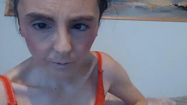 Snapshot of cleophee chatting on 10-04-25, 06:55 cleophee online show from 10-04-25, 06:55