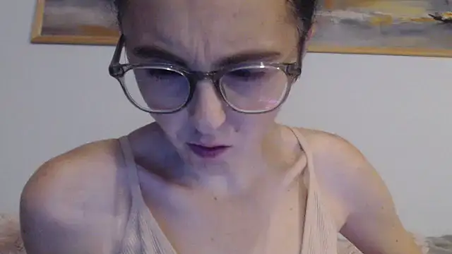 Snapshot of cleophee chatting on 10-13-25, 05:40 cleophee online show from 10-13-25, 05:40