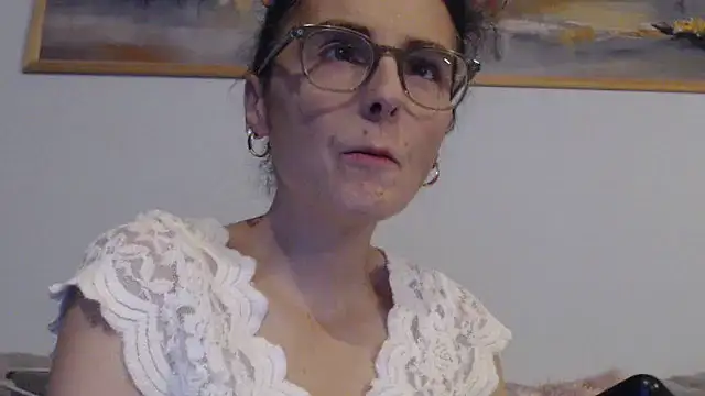 Snapshot of cleophee chatting on 10-14-25, 05:41 cleophee online show from 10-14-25, 05:41