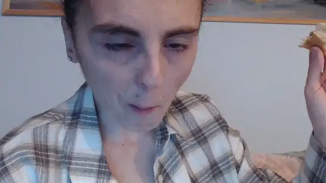 Snapshot of cleophee chatting on 10-29-25, 06:37 cleophee online show from 10-29-25, 06:37