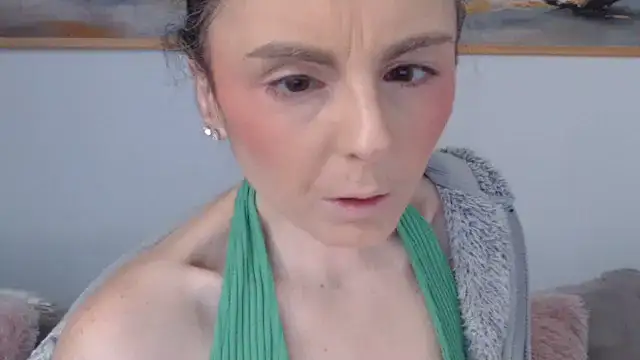 Snapshot of cleophee chatting on 03-27-26, 07:03 cleophee online show from 03-27-26, 07:03