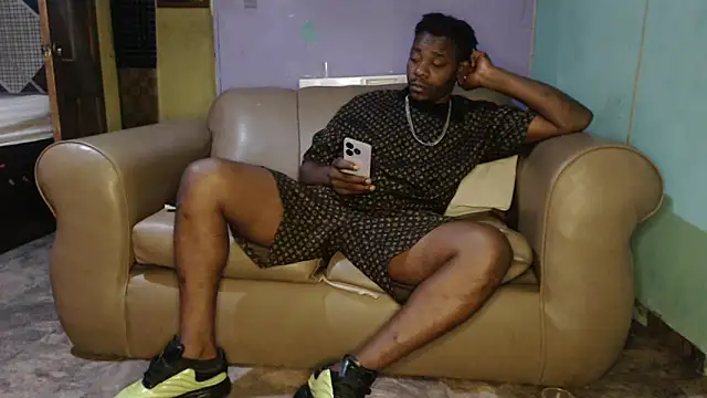 Tirichexxx online show from 12-25-24, 04:33