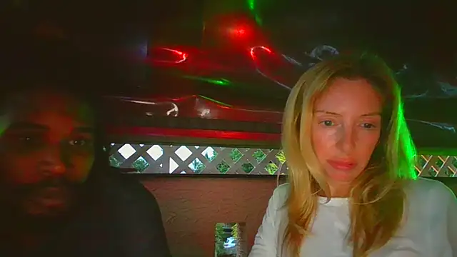 Snapshot of MIAMI_BADASS chatting on 12-15-25, 11:20 MIAMI BADASS online show from 12-15-25, 11:20