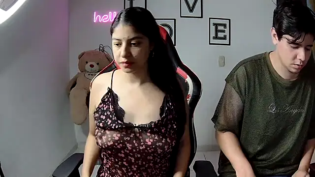 kim sex hot online show from 10-18-25, 03:24