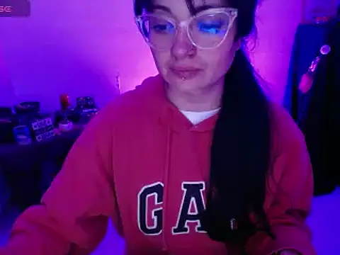 Snapshot of Alexa-Sweet69 chatting on 12-11-24, 01:05 Alexa-Sweet69 online show from 12-11-24, 01:05