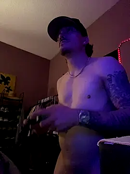 Snapshot of Jbizzle247 chatting on 12-14-25, 01:11 Jbizzle247 online show from 12-14-25, 01:11