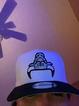 Snapshot of Jbizzle247 chatting on 01-16-26, 06:28 Jbizzle247 online show from 01-16-26, 06:28