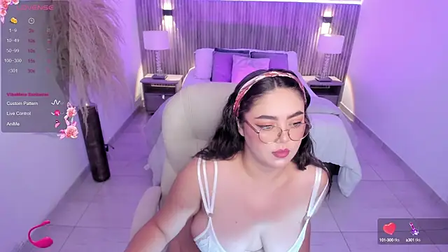 emmy walker online show from 09-29-25, 11:04