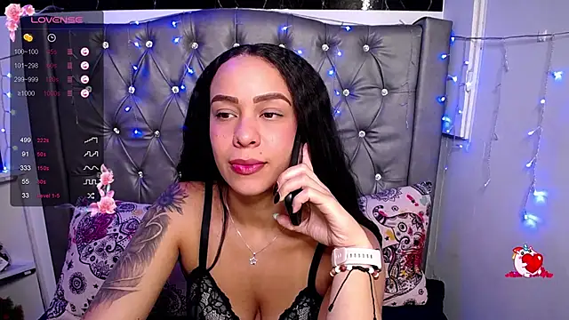 Snapshot of LAILAGUMMY chatting on 01-17-25, 06:12 LAILAGUMMY online show from 01-17-25, 06:12
