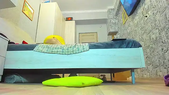 DUSSY PUSSY online show from 12-24-24, 03:38