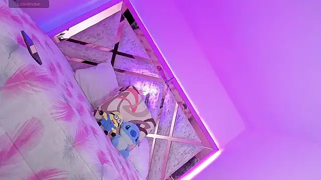 Snapshot of anapuala_sexxx chatting on 02-18-25, 08:49 anapuala sexxx online show from 02-18-25, 08:49